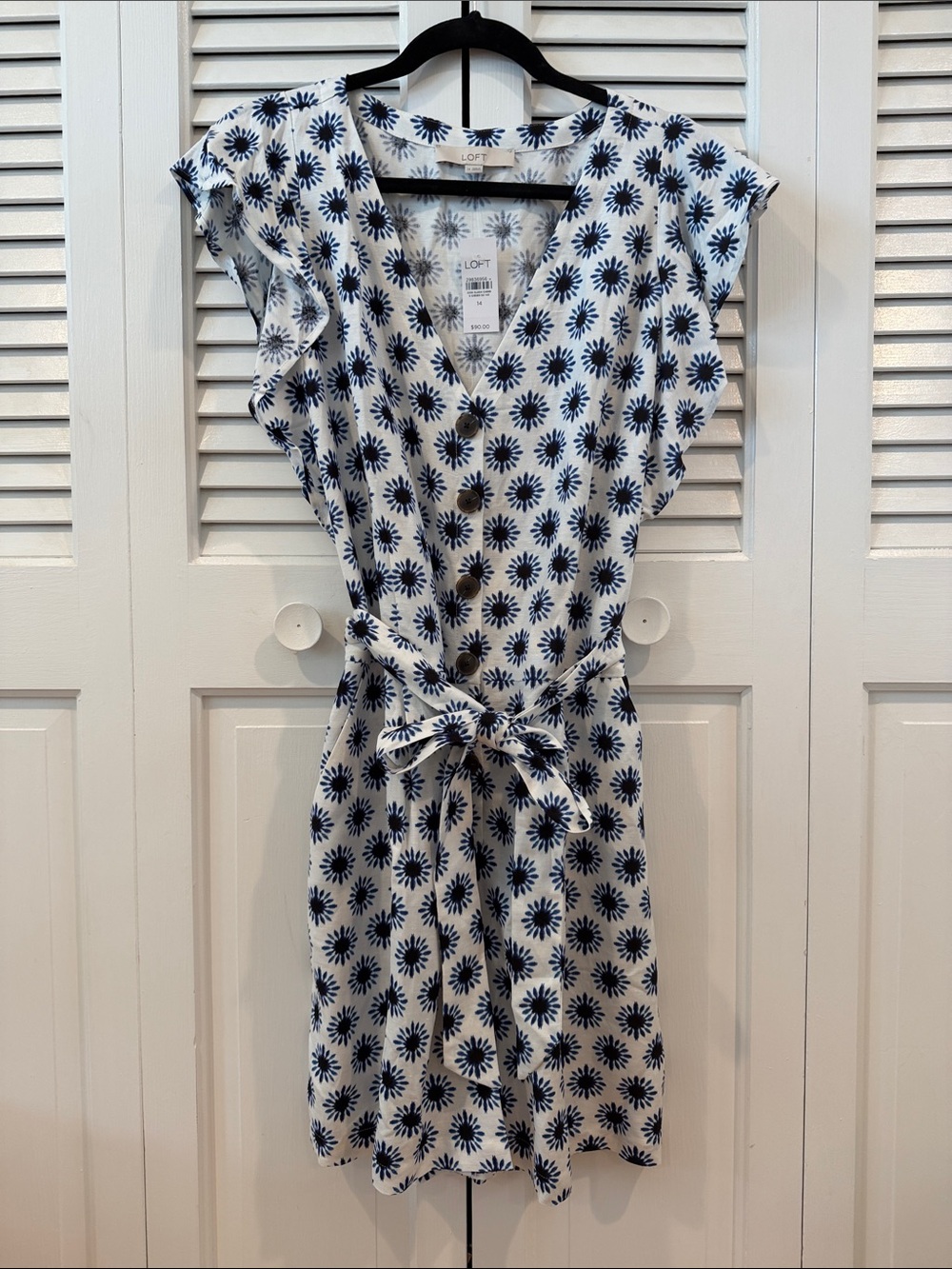 LOFT Women’s Ruffle Sleeve Romper with Tie and Pockets - US 14 White and Navy